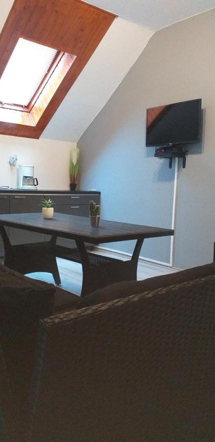 Szepvoelgyi Apartmanhaz Siofok Luaran gambar